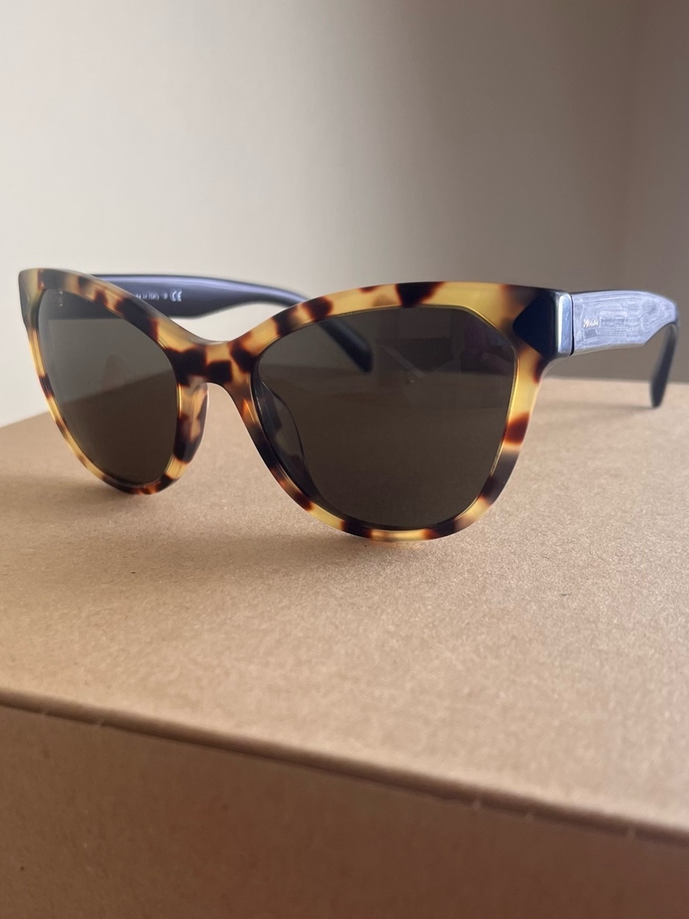 Prada Tortoiseshell / Tortoise Havana Cat-Eye Sunglasses - Picture 8 of 9